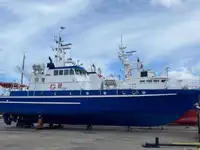 Tàu tuần tra để bán