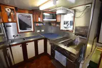 Tàu đánh cá để bán