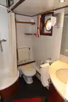 Tàu du lịch để bán