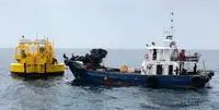Tàu làm việc để bán