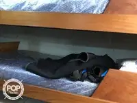 Tàu cung cấp để bán