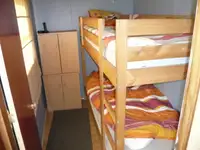 Tàu kéo để bán
