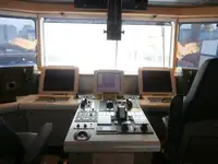 Tàu container để bán