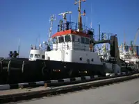 Tàu kéo để bán