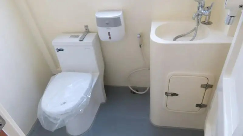 Tàu tuần tra để bán