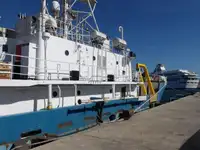 Tàu nghiên cứu để bán