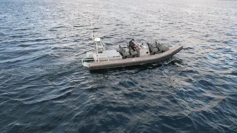 Tàu tuần tra để bán