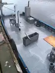 Tàu làm việc để bán
