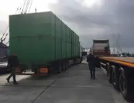 Sà lan để bán
