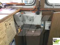 Tàu khảo sát để bán