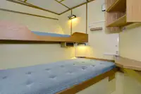 Tàu kéo để bán