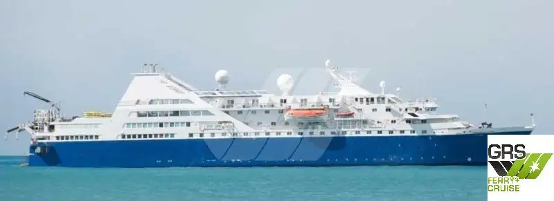 Tàu du lịch để bán