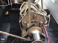Tàu kéo lưới để bán