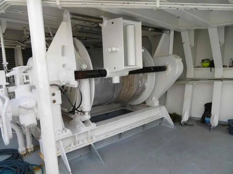 Tàu lưới vây để bán
