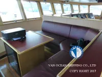 Tàu kéo lưới để bán