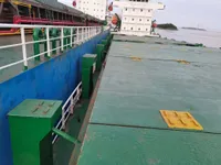 Tàu container để bán