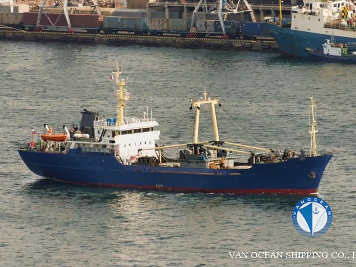 Tàu lạnh để bán