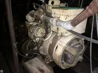 Tàu kéo để bán