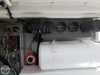 Tàu chế biến cá để bán