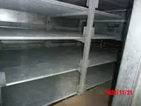 Tàu câu dài để bán