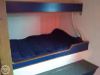 Tàu đánh cá để bán