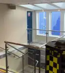 Tàu chở khách và hàng hóa để bán