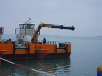 Tàu kéo để bán