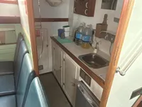 Tàu chở khách để bán