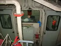 Tàu kéo để bán