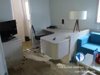 Tàu kéo lưới để bán