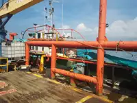 Tàu kéo để bán