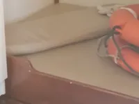 Tàu kéo lưới để bán