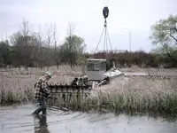 Tàu nạo vét để bán