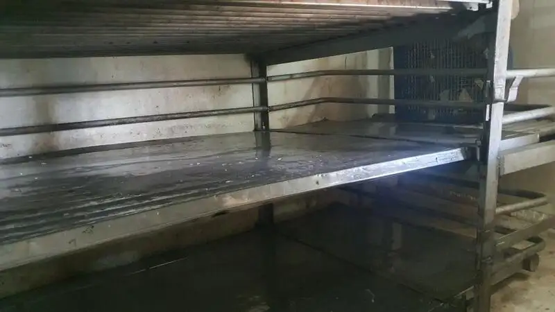 Tàu câu dài để bán