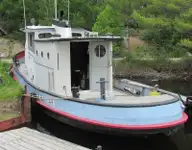 Tàu kéo để bán