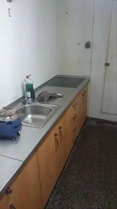 Tàu nạo vét để bán