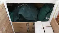 Tàu kéo lưới để bán