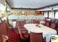 Sà lan chở người để bán