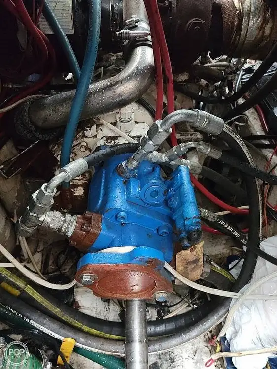 Tàu câu dài để bán