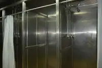 Tàu chở khí tự nhiên hóa lỏng (LNG) để bán