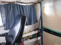 Tàu kéo lưới để bán