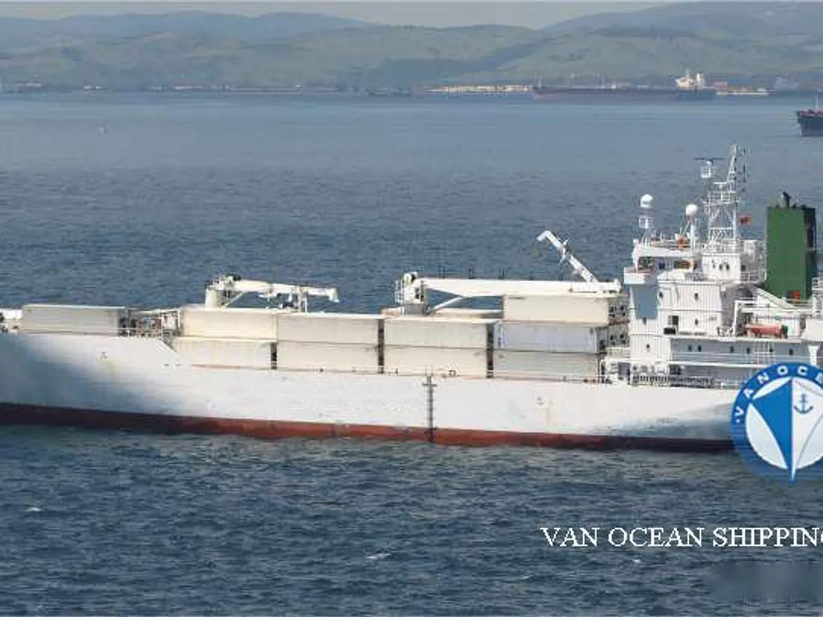 Tàu lạnh để bán