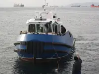 Tàu kéo để bán