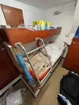 Tàu container để bán
