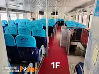 Tàu chở khách rao bán