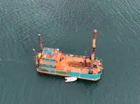 Thuyền làm việc rao bán