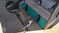 Tàu container để bán