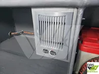 Tàu dẫn đường để bán