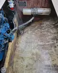 Tàu du lịch để bán