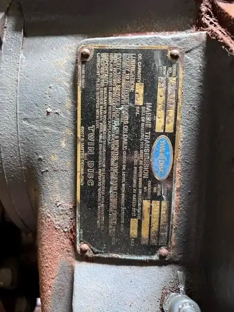 Tàu kéo để bán